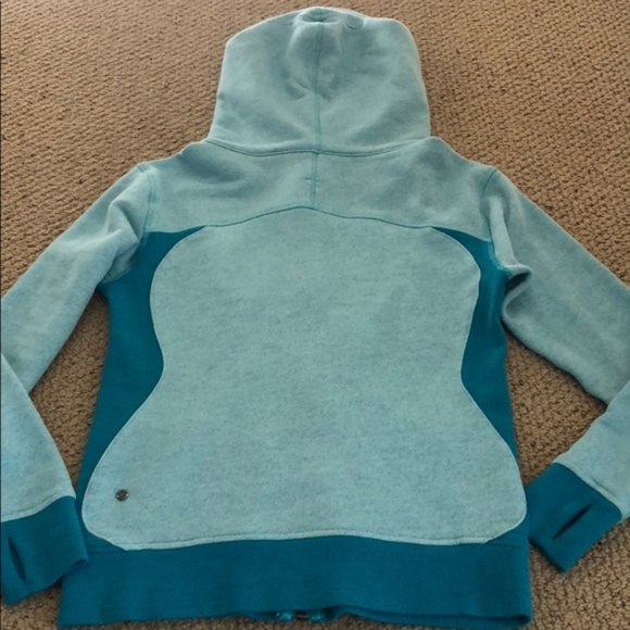 SOLD! Lululemon On The Daily Hoodie blue, size 6 - Picture 7 of 8